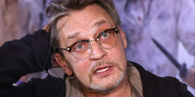 Она младше на 22 года: Домогаров подтвердил свой новый роман