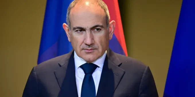 «Загнан в ловушку»: курс Пашиняна обернулся провалом