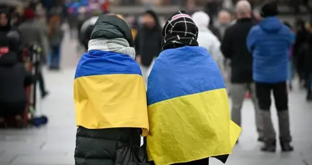 Чего опасаются украинцы больше — боевых действий или «клоуна»