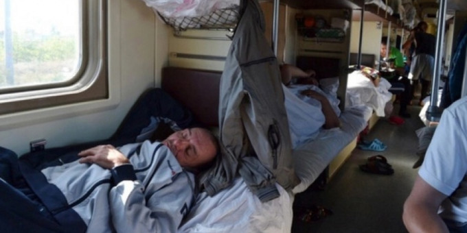 Услуга в купе и плацкарте, которую скрывают все проводники
