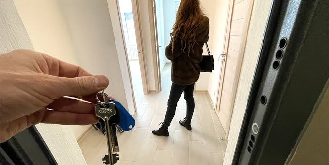 Нотариусы назвали один документ: квартира мошенникам не уйдет