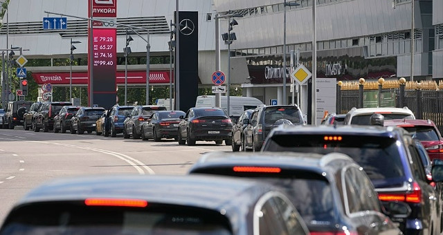 В Госдуме раскрыли, когда закончится топливный кризис: что уже меняется