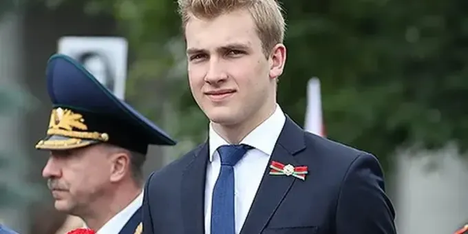 О произошедшем с сыном Лукашенко в Пекине трубят СМИ