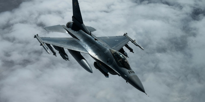 Хвалёный F-16 разнесло в клочья из-за российского дрона
