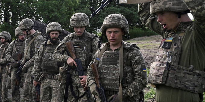 В МИД России отреагировали на сокращение списка отсрочки от мобилизации на Украине