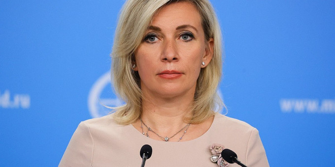 "Вместо Менделеева - Пабло Эскобар": Мария Захарова высмеяла планы премьера Литвы исключить из школьных программ произведения Ломоносова