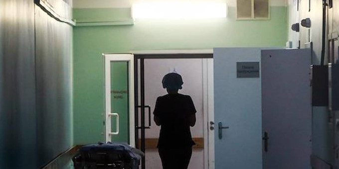 Полиция отреагировала на заражение 11-летней школьницы ВИЧ в российской больнице