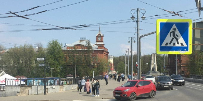 Жить одному — лучше в разы: 5 советов психологов, почему после 60 лет нужно сократить общение с друзьями