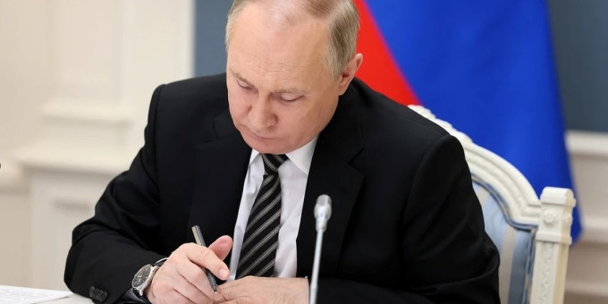 В России появились новые критерии для выдворения иностранцев: за что могут выгнать из страны