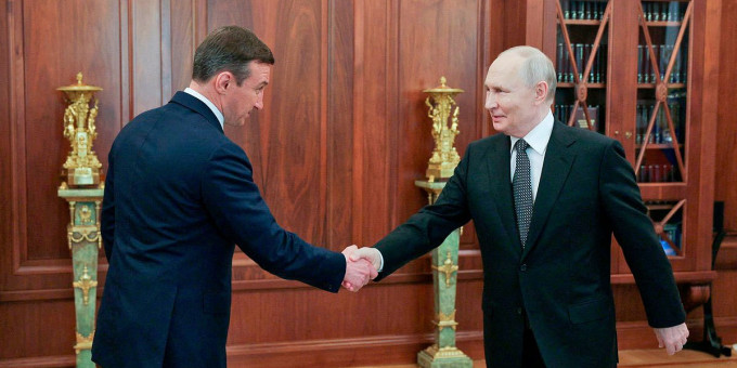"Запасы на миллиард карат": Владимир Путин продемонстрировал алмазную мощь России