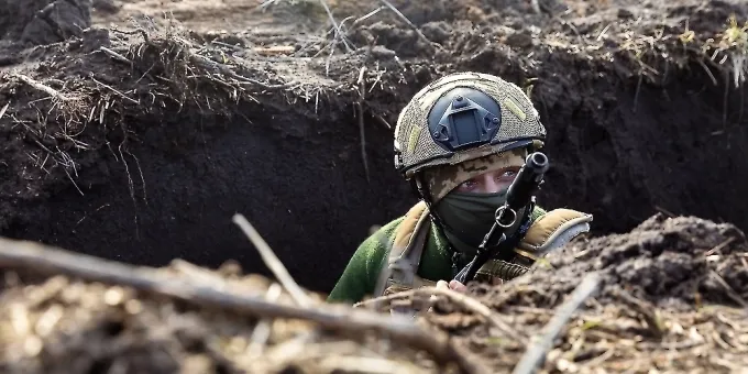 Русский разведчик оказался в тылу ВСУ, а дальше произошло вот что