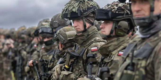 Замминистра обороны Польши заявил о подготовке войны с Россией