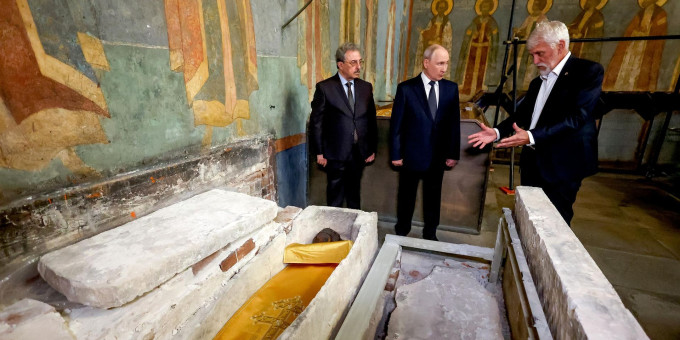 Академик РАН рассказал о "византийском" саркофаге Донского
