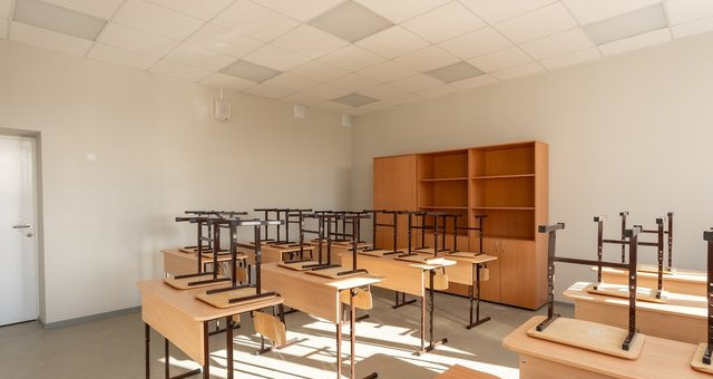 Уволенная за оскорбление учеников учительница из Москвы обратилась в Мосгорсуд. Преподавательница химии требует восстановить ее на работе