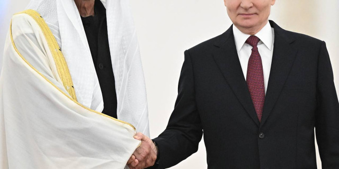 Дипломат рассказал о дружбе лидера ОАЭ с Путиным