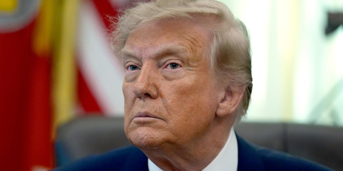 Трамп пообещал жесткий ответ Ирану после удара по американским объектам
