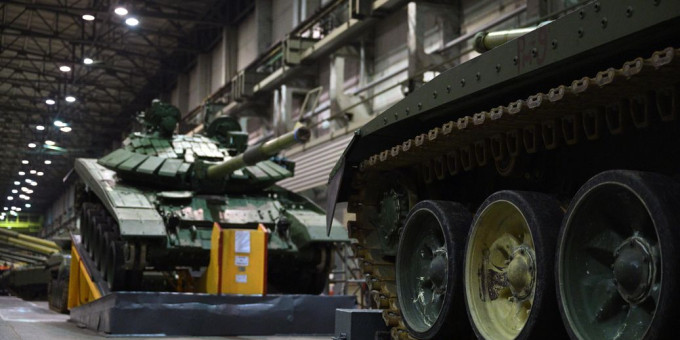 Российские танки теперь мощнее: защита от БПЛА стала еще надежнее (Military Watch Magazine, США)