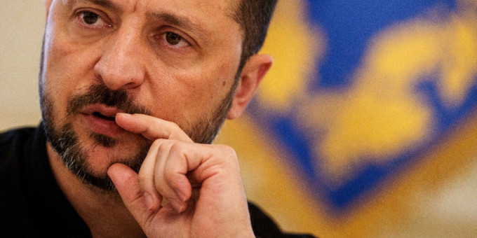 Призрак «зрады» в Киеве: советник Зеленского ударил в спину