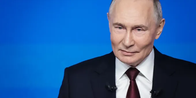 Кремль раскрыл, случилось ли что-то с компьютером Путина во время голосования
