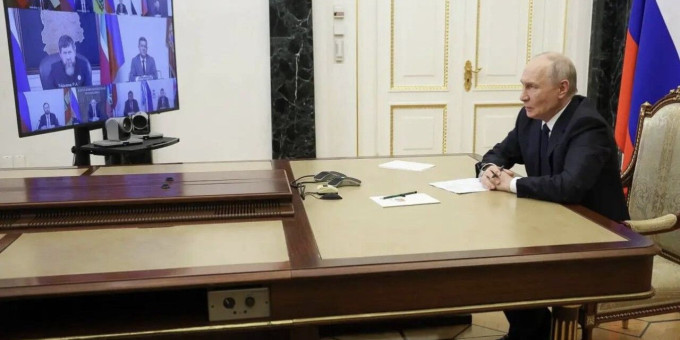 Мельниченко принял участие в видеовстрече с президентом Владимиром Путиным