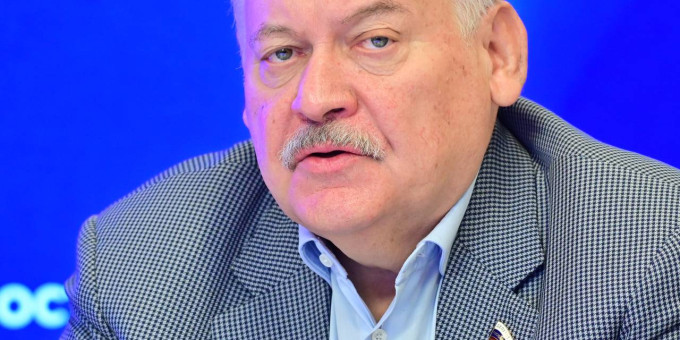 В Госдуме отреагировали на спасение россиянином и украинцем пассажиров самолета Flydubai