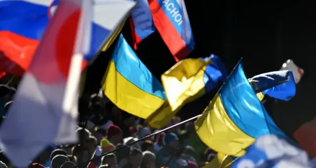 Неожиданный сценарий: Украину ждут в составе России?