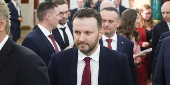 Орешкин назвал финансовое состояние России абсолютно устойчивым