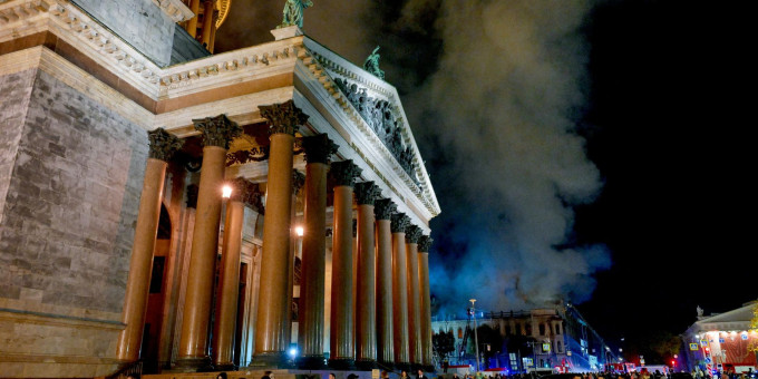 Появились новые подробности пожара в особняке в Петербурге