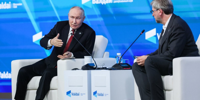 Путин назвал нелепыми предложения по взаимному прекращению ударов