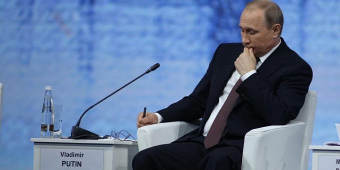 Путин заявил о новом уровне киберугроз для экономики и логистики РФ