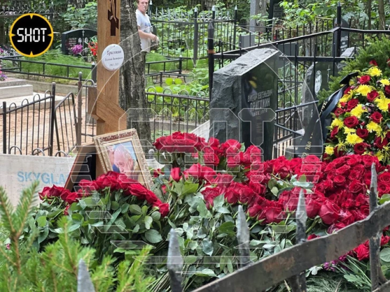 Первые фото могилы основателя ЧВК «Вагнер» Евгения Пригожина